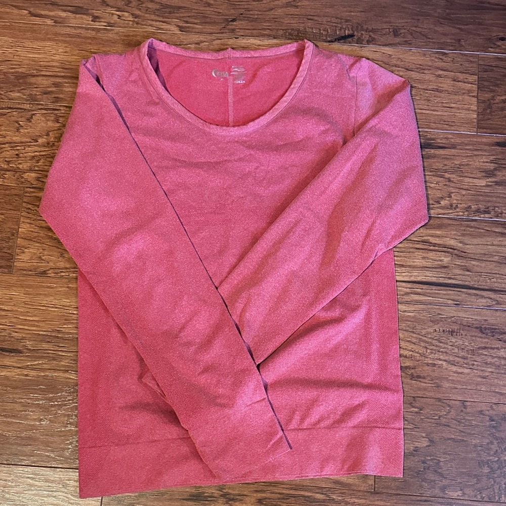 Zyia Active Red Heather Performance Long Sleeve Tee